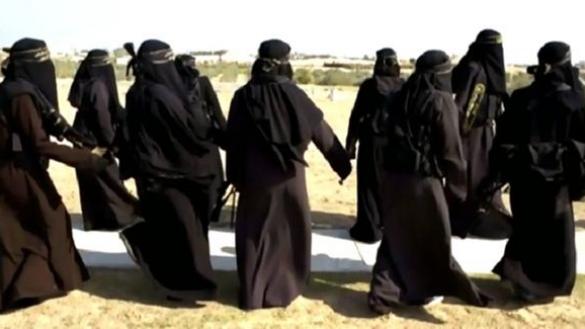 داعش يستعين بنساء يرتدين أحزمة ناسفة بسرت الليبية