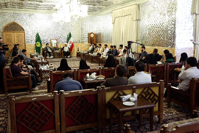 Global hegemony and imperial system do not tolerate freedom of thought and God's worship - says Shiite scholar 