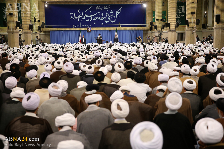  Hegemonic powers opposed to "Powerful Islam" not a secular one: Imam Khamenei