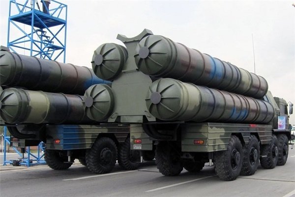 Iran president unveils a long-range mobile air defense system 'Bavar-373 missile'