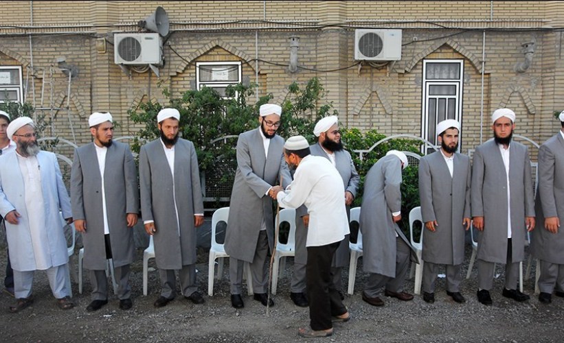 ایران کے سیمین شہر میں جشن عمامہ گذاری، مدرسہ اہل سنت 