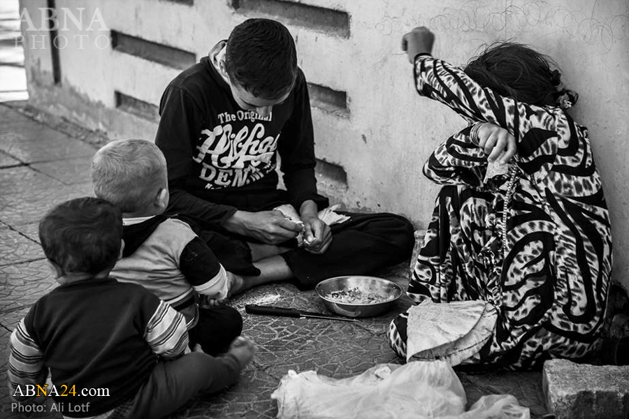Photos: Life inside Syrian refugee camps
