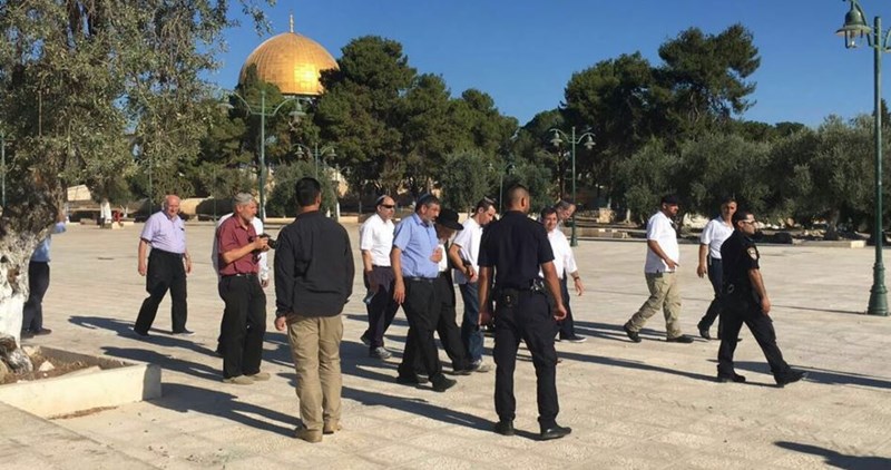 219 settlers defiled the Aqsa Mosque last week