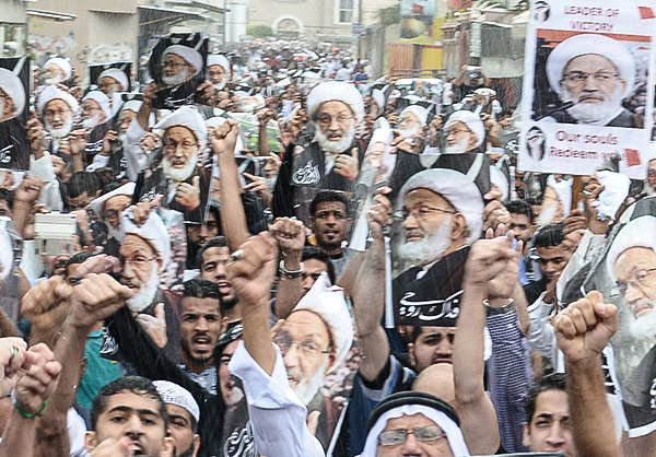 المتظاهرون البحرينيون ينددوون بالاستهداف الطائفي الممنهج للسلطات