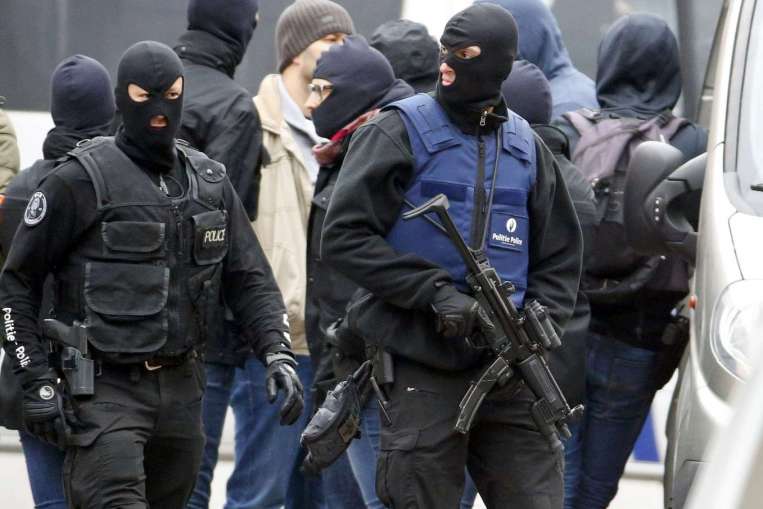France expels two Moroccans considered serious security threat