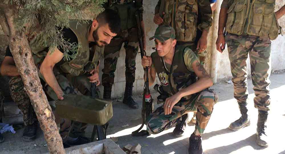 Aleppo: Regierungsarmee zerstört Verbindungsstraße zwischen Terroristen-Stellungen