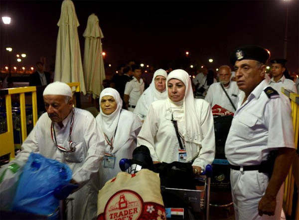  In Egypt, ecstatic pilgrims begin journey to Mecca 
