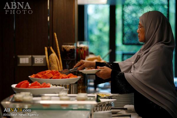 Bangkok's first halal hotel draws Muslim tourists / Pics