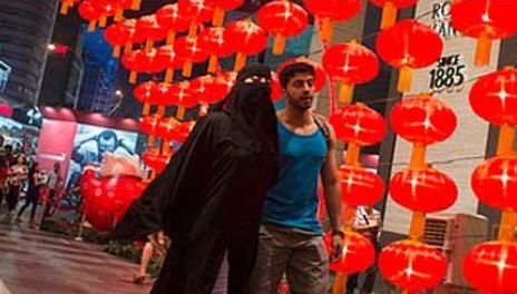 “Políticas Islamófobas en Hoteles Chinos Prohíben Pasajeros de 5 Países Islámicos” 