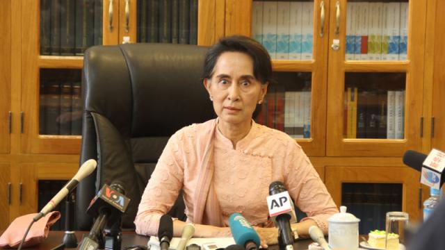 လာအုိတြင္ က်င္းပမည့္ အာဆီယံ ထိပ္သီးအစည္းအေ၀း ေဒၚေအာင္ဆန္းစုၾကည္ တက္ေရာက္မည္