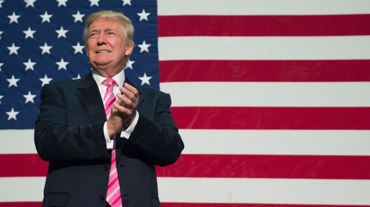 Trump überholt Clinton erstmals in Umfrage zur US-Wahl 