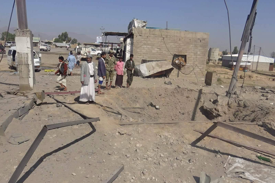 طائرات العدوان السعودي تشن غارات جوية على مدن يمنية