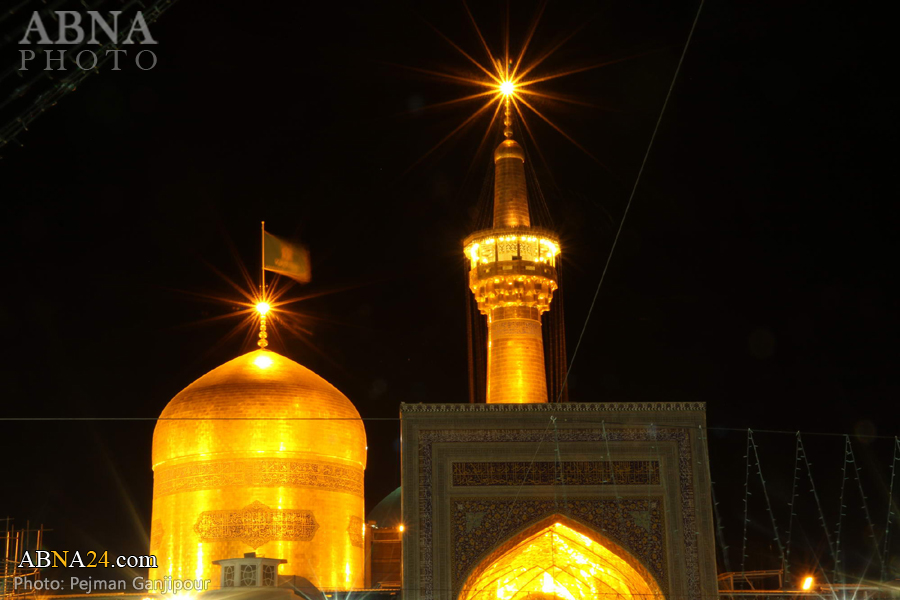 Con una Resplandeciente  Cúpula Dorada ha Recibido el Mes Islámico de Dhulhiyyah el Santuario del Imam Ar-Ridha (P)