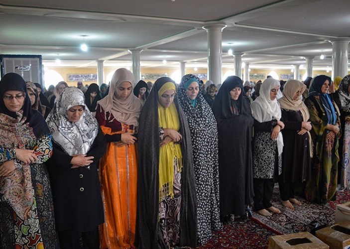 اسلامی جمہوریہ ایران میں مسلمانان اہلسنت کے نماز عید کے بڑے بڑے اجتماعات + تصاویر