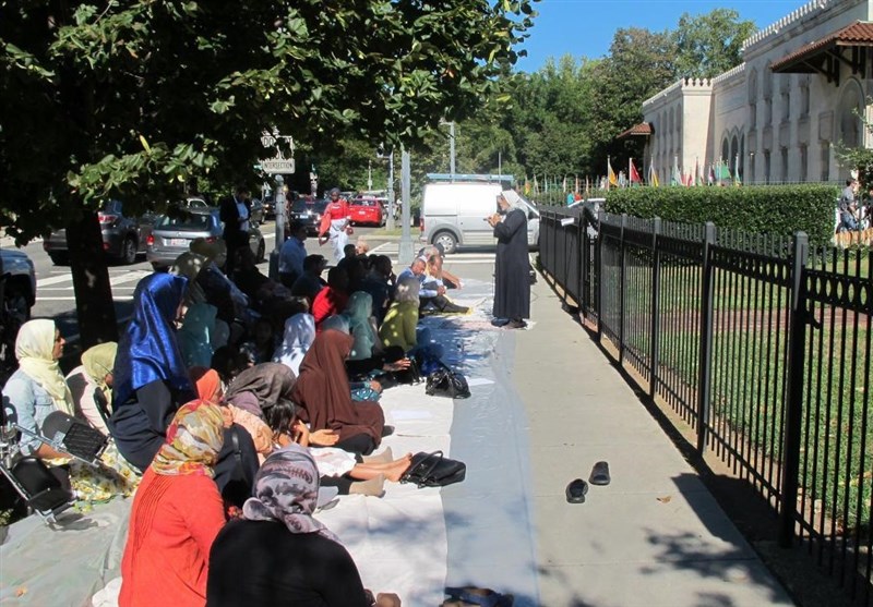 Sunni, Shia Muslims offered Eid al-Adha prayers in Washington / Photos