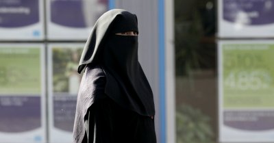 Muslim woman set on fire in New York City