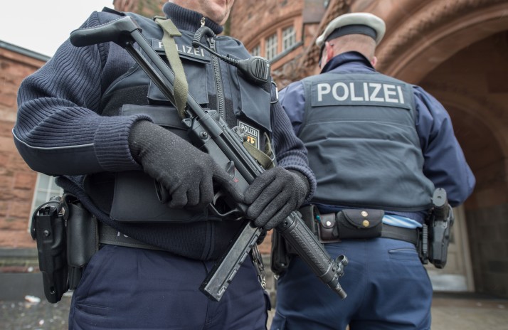 German police arrests 3 Syrians with links to Paris attackers
