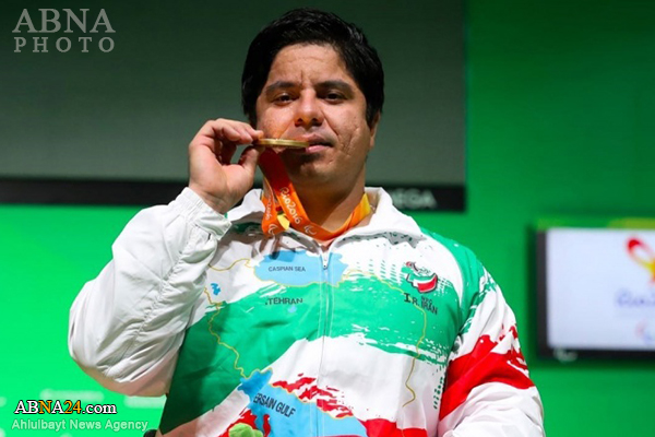 Paralímpicos 2016: Atleta iraniano no levantamento de peso ganha medalha de ouro