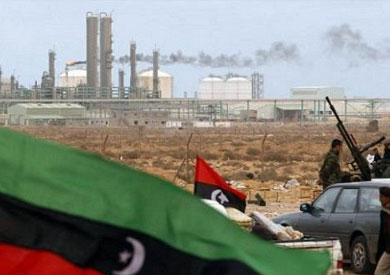 الجيش الليبي يسلم الموانئ النفطية لجهاز حرس المنشآت