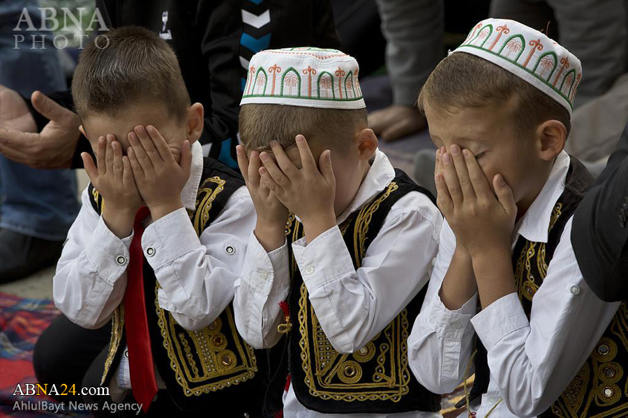 Suasana Shalat Idul Adha di Kosovo