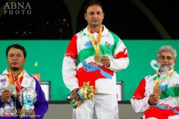 Atleta iraniano de tiro com arco gana medalha de ouro em Jogos Paralímpicos