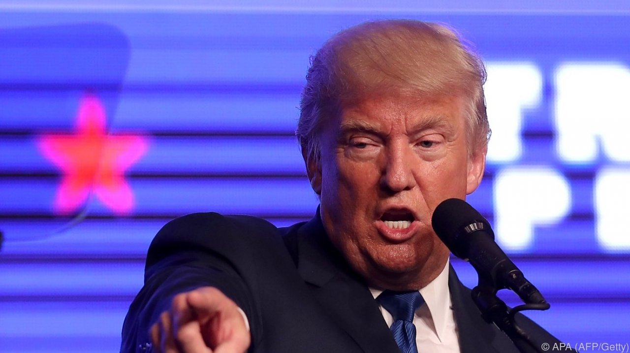 Trump deutet erneut Gewalt gegen Clinton an 