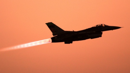 Mindesten 62 Tote bei Luftangriff US-geführter Anti-IS-Koalition auf Stellungen der syrischen Armee