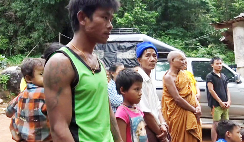 မဲသေ၀ါတိုက္ပြဲေၾကာင့္ စစ္ေရွာင္ဒုကၡသည္ ၂၀၀ ေက်ာ္ ထုိင္းဘက္ ထြက္ေျပးခိုလႈံ