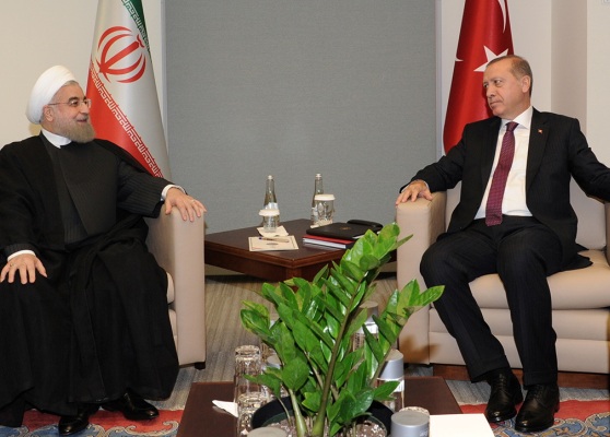 Tehran, Ankara determined to resolve regional crises, combat terrorism in Syria, Iraq: Iran President