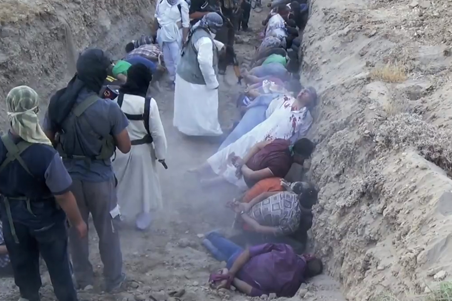 Horrific video: ISIS executes over 50 Iraqi Shia Muslims one by one / Graphic
