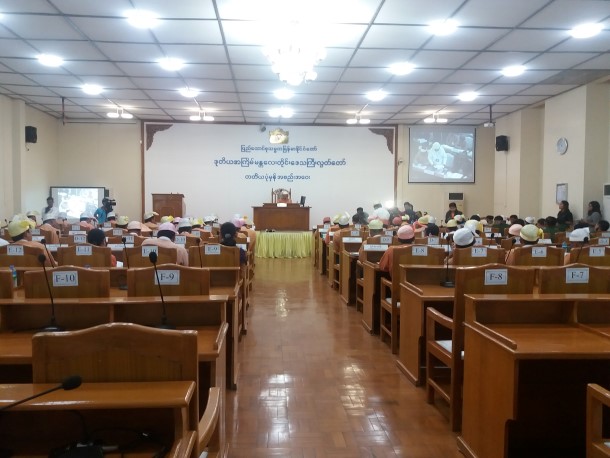 မႏၱေလးတြင္ စီးပြားေရးေၾကာင့္ ပတ္၀န္းက်င္ထိခုိက္မႈ အေရးယူမည္