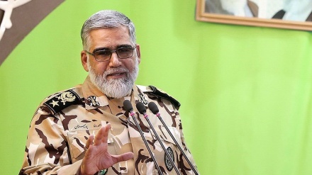 Iran: Armee stellt neue Produkte vor