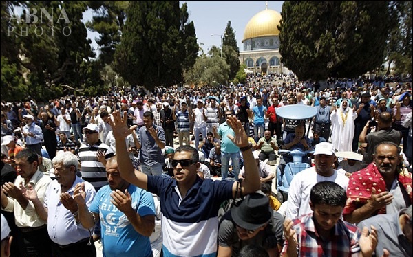 Israel cancels Gaza worshipers' Friday visit to Al-Aqsa mosque for Peres funeral