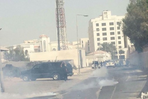  قوات النظام تقمع المتظاهرين احتجوا على انتهاك مراسم عاشوراء