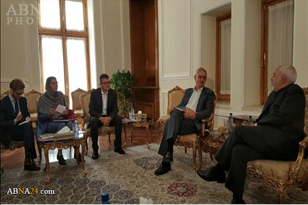 چاوپێکەوتنی سەرۆک وەزیرانی پێشووی سوید لەگەڵ زەریف 
