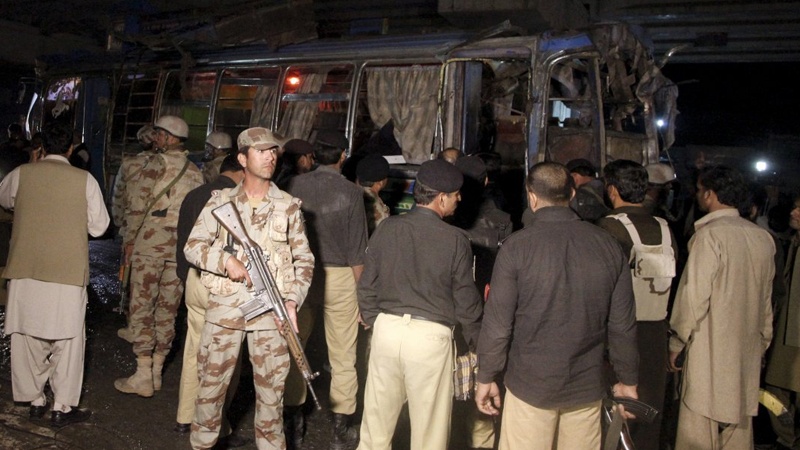 پاکستان؛ کوئٹہ میں مسافر بس پر دھشتگردانہ حملہ، پانچ خواتین شہید