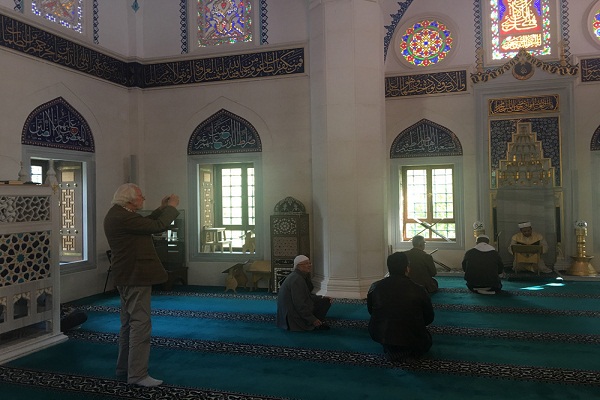 'Open Mosque Day' in Berlin seeks to overcome Islamophobia / Pics