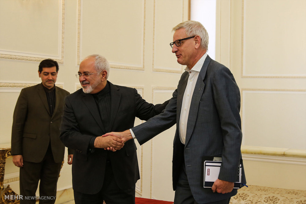 تصویری رپورٹ: سویڈن کے وزیر اعظم کی ایرانی وزیر خارجہ سے ملاقات