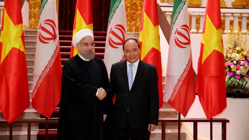  ویتنام مشرقی ایشیا میں ایران کی اقتصادی سرگرمیوں کا مرکز: صدر روحانی 