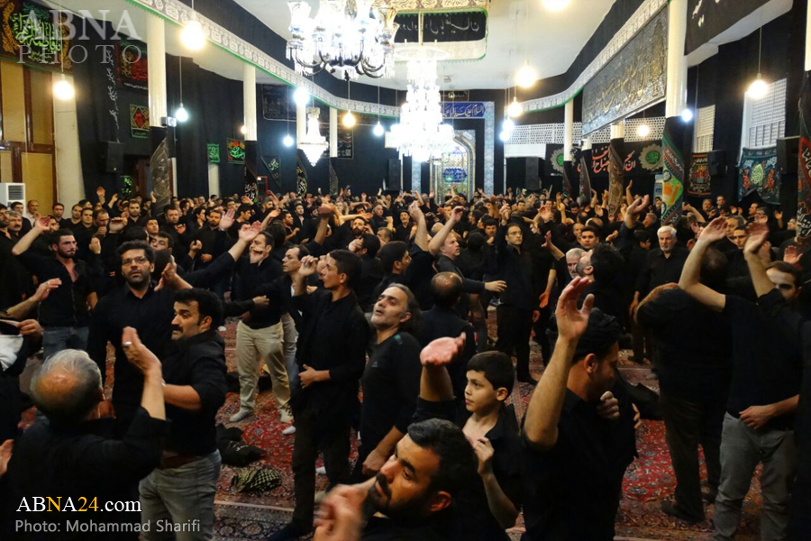 تقرير مصور / مجلس عزاء في احد مساجد بطهران