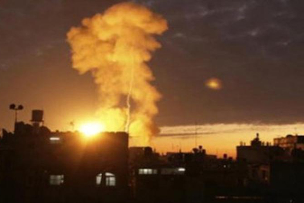 イスラエル軍がガザとヨルダン川西岸を攻撃