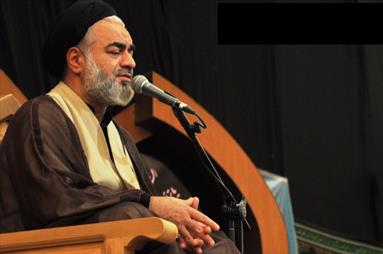 مجلس خبرگان رہبری کے رکن: انسان آنسؤوں کے بغیر خداوند کریم سے دور ہے