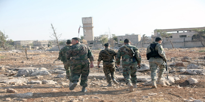 Destruction de positions et véhicules dans la banlieue de Homs et à Alep