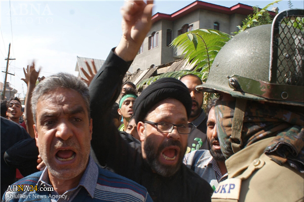 کشمیر؛ جلوس عزا پر حملہ، عالم دین سمیت کئی عزادار گرفتار+ تصاویر