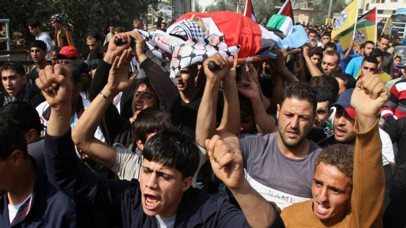 دہشتگرد صہیونی فوجیوں کی فائرنگ سے خان یونس میں دس سالہ فلسطینی بچہ شہید
