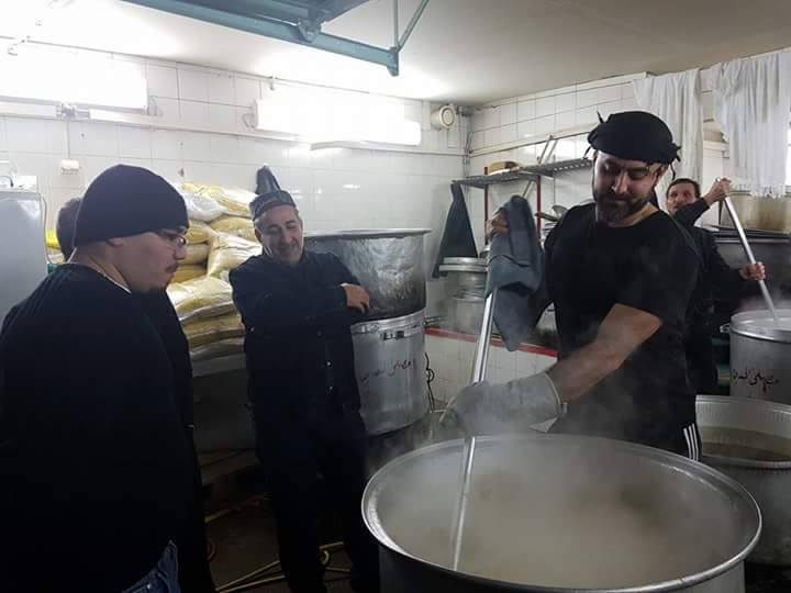 تقرير مصور/ التركمان الشيعة المقيمون في السويد يحيون يوم العاشر من محرم بطريقتهم الخاصة