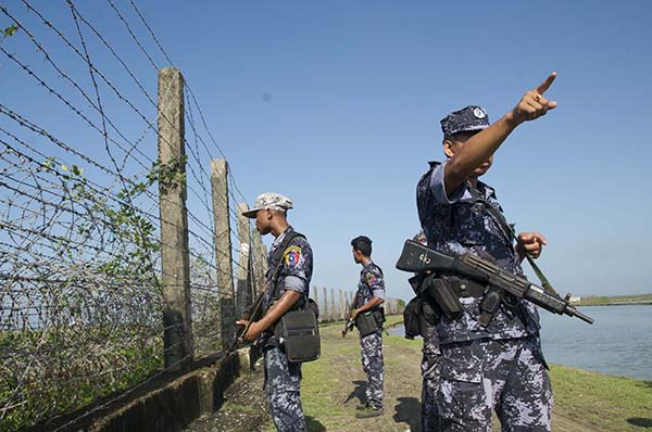  ေမာင္ေတာေဒသ လံုၿခံဳေရး ဒုတိယဗိုလ္ခ်ဳပ္ႀကီး ေအာင္ေက်ာ္ေဇာ ကြပ္ကဲေဆာင္ရြက္ စစ္ဆင္ေရးနယ္ေျမသို႔ တပ္မေတာ္(ေရ)အထူးတပ္ဖြဲ႕ဝင္မ်ား ထပ္