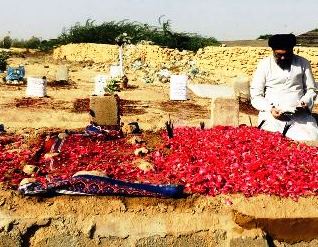 کراچی، شہید فراز کی نماز جنازہ و تدفین + تصاویر