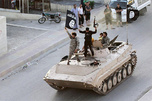 Ofensiva no Iraque provoca deslocamento de terroristas do Daesh para a Síria