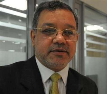Bahraini ex-MP: Saudis bribe West to keep silent over its war crimes